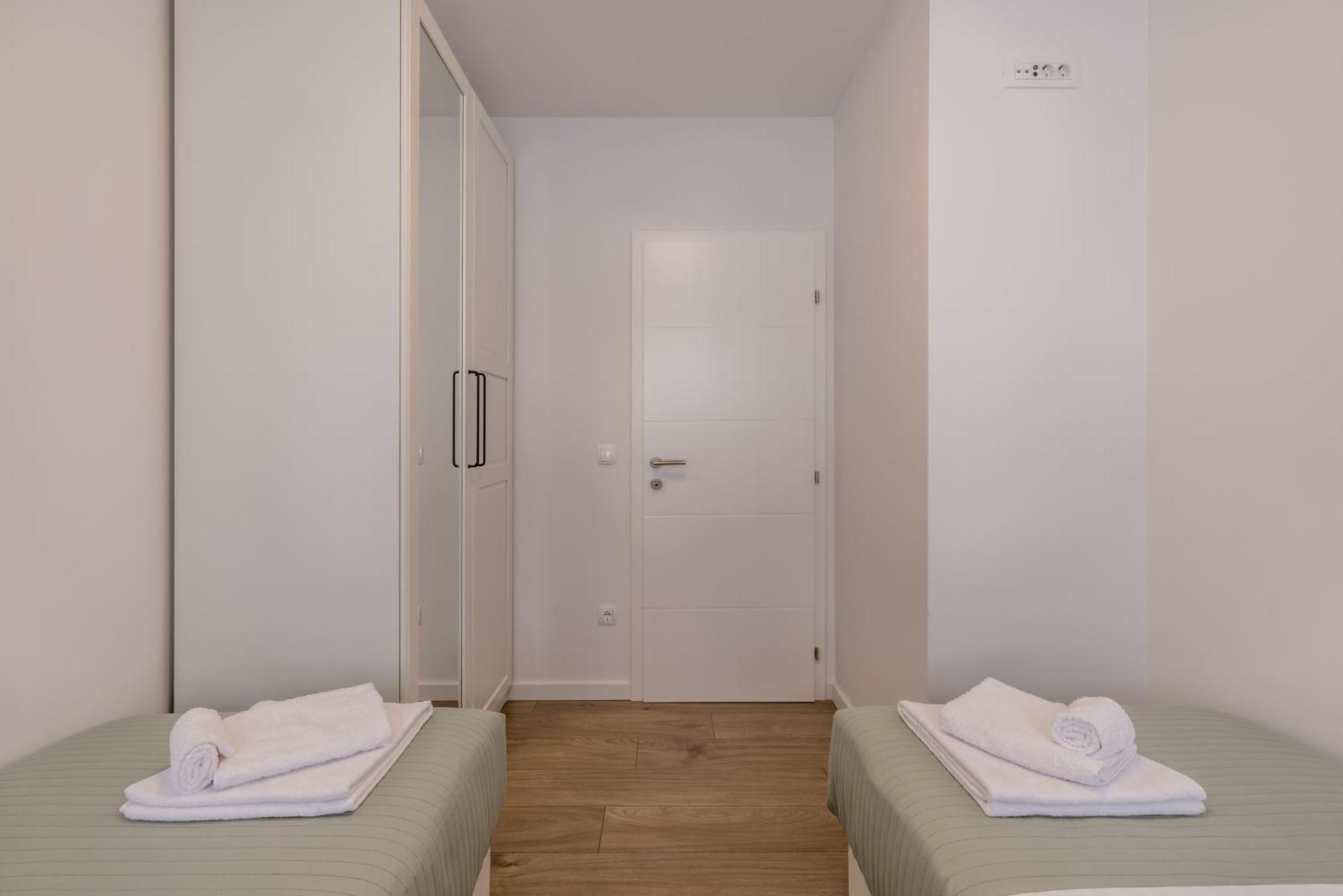 Adriatic Nest, Cozy And Modern Two Bedroom Apartment Kaštela Eksteriør bilde