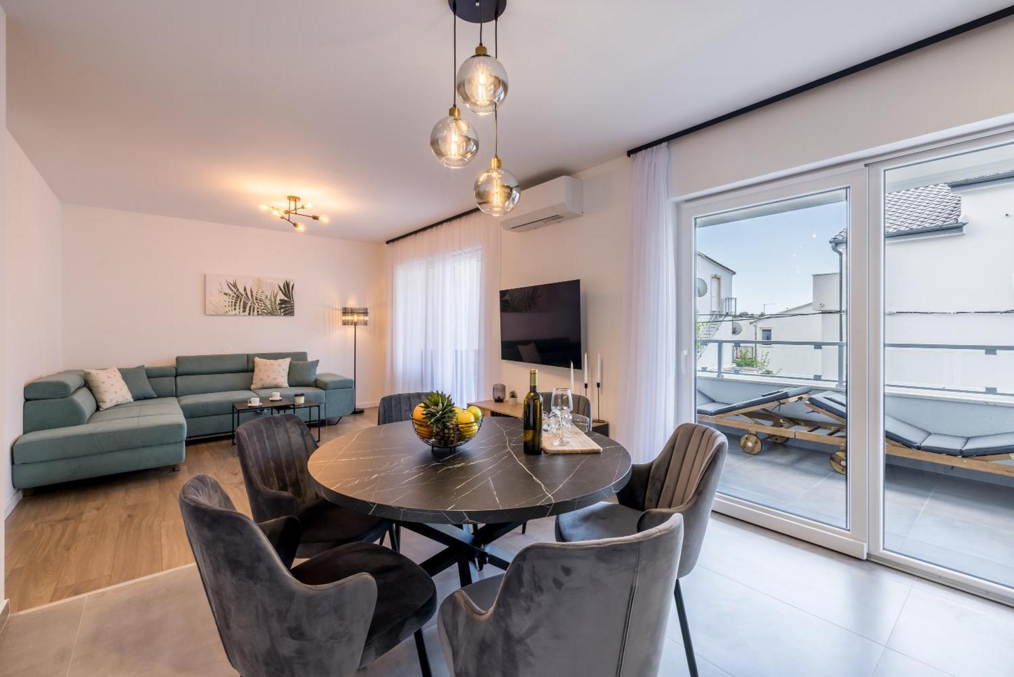 Adriatic Nest, Cozy And Modern Two Bedroom Apartment Kaštela Eksteriør bilde