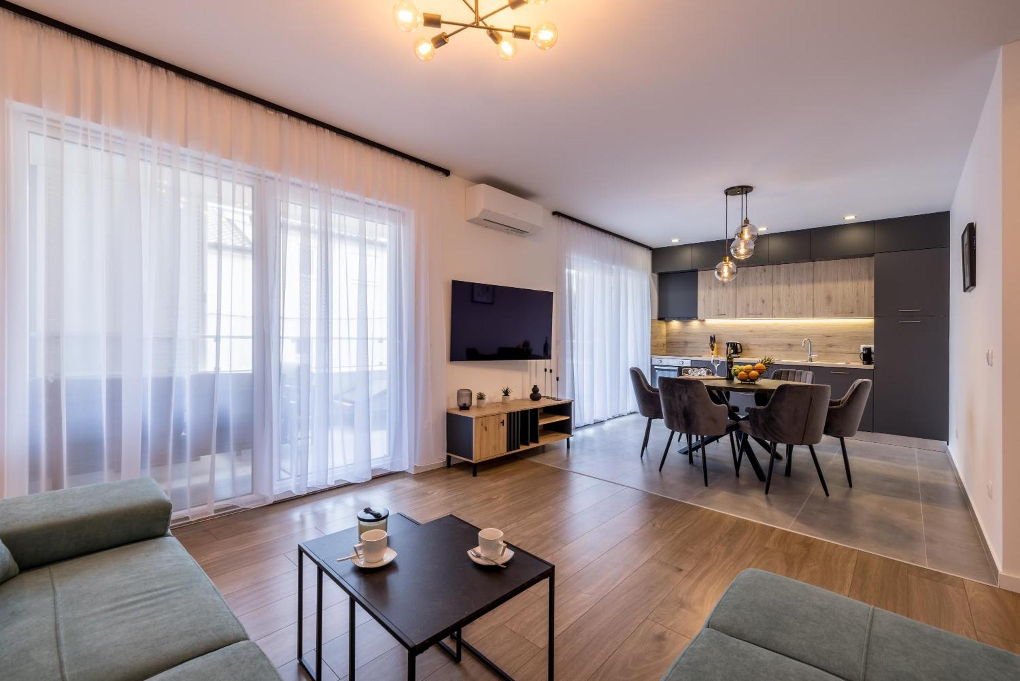 Adriatic Nest, Cozy And Modern Two Bedroom Apartment Kaštela Eksteriør bilde